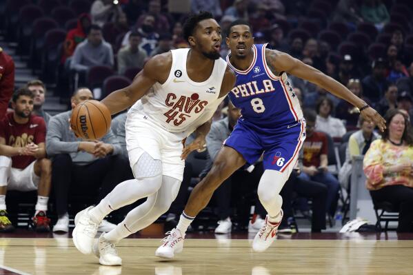 Donovan Mitchell raises Cavs to title contender in East AP News